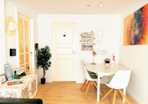300 meter walk to LEGO HOUSE - 80m2 two bedroom apartment with garden - unit B